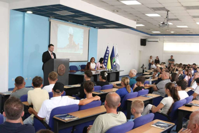 Uručeno 227 stipendija uspješnim učenicima i studentima u TK za sportska postignuća
