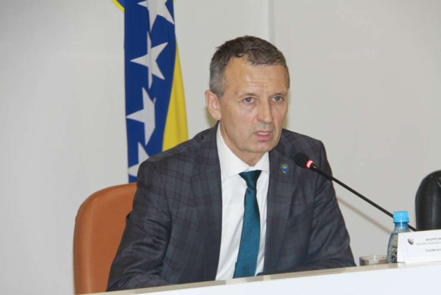 Kovačević zakazao nastavak konstituirajuće sjednice SZDK, Huskić iznenađen