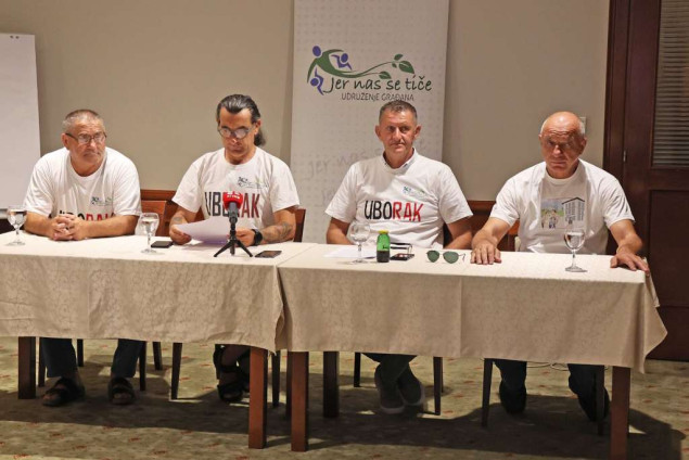 Ukoliko se ne pronađe rješenje za deponiju 'Uborak' sredinom kolovoza slijede blokade