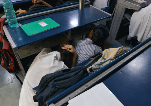 Raste broj stradalih Pakistanaca, učenici u Indiji prošli vježbu evakuacije