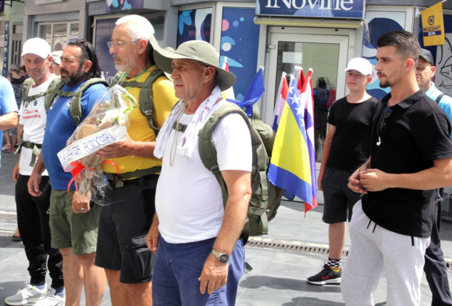Učesnici Marša “Put mira“ od Haga do Srebrenice prošli kroz Tuzlu