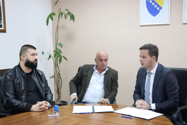 Novi kolektivni ugovor, plate u komunalnoj privredi KS rastu u naredne dvije godine