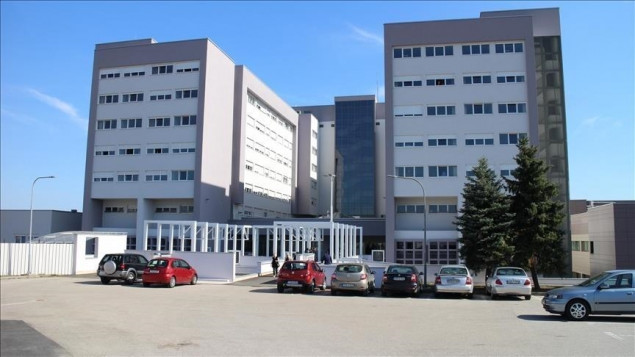Pacijent se ubio skokom sa trećeg sprata zgrade UKC-a RS-a