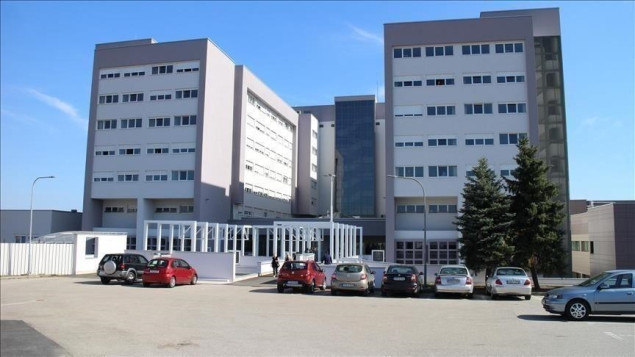 Pacijent izvršio samoubistvo skokom sa zgrade Kliničkog centra RS