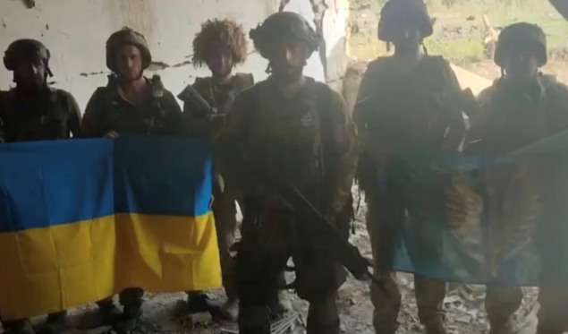 Ukrajinska vojska povratila selo od ruskih snaga na južnom frontu