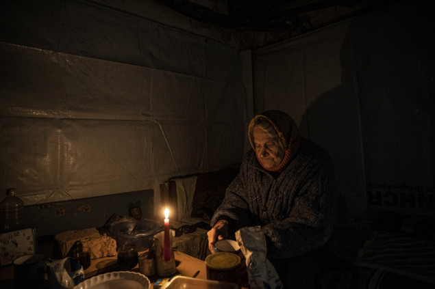 Stanovništvo u skloništima dok traju borbe na istoku Ukrajine