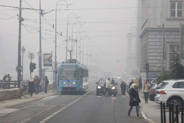 Uk: Za online nastavu potrebna epizoda uzbune, Vlada KS provodi mjere za smanjenje zagađenosti zraka