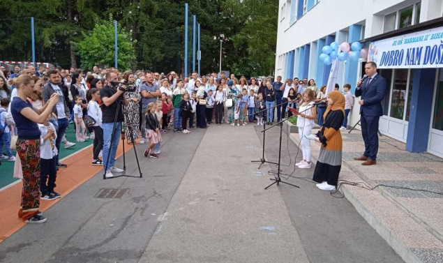 Nova školska godina počela u svim školama na području USK