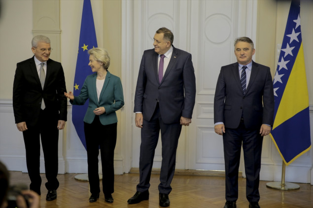 Članovi Predsjedništva BiH sastali se s predsjednicom EK Von der Leyen