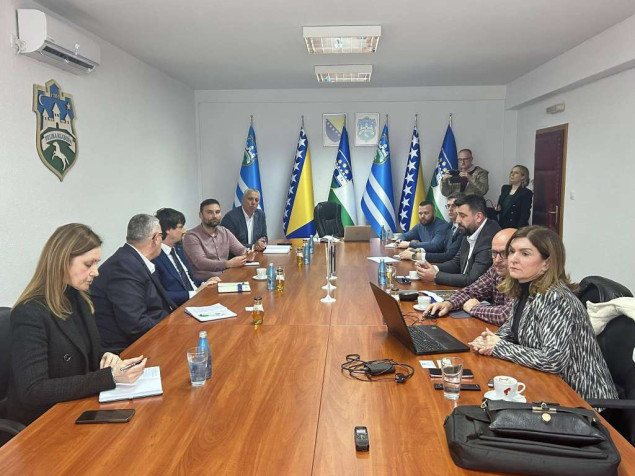 USK: Održan sastanak o brzoj cesti Bihać–Velika Kladuša, gradnja počinje 2026.