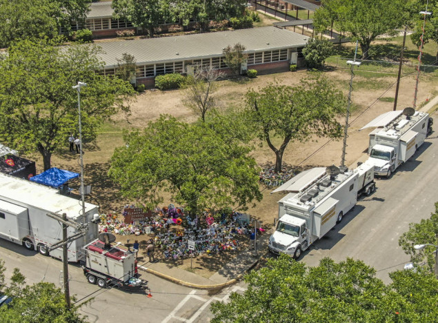 Zgrada školu u Uvaldeu u kojoj je ubijeno 19 učenika i dva učitelja bit će srušena