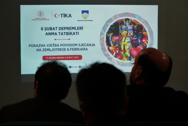 Komemoracijom i pokaznom vježbom obilježena prva godišnjica razornih zemljotresa u Turskoj