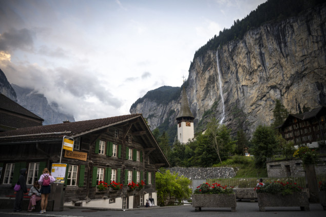 Lauterbrunnen: Bajkovita dolina i bučni vodopadi usred Alpa
