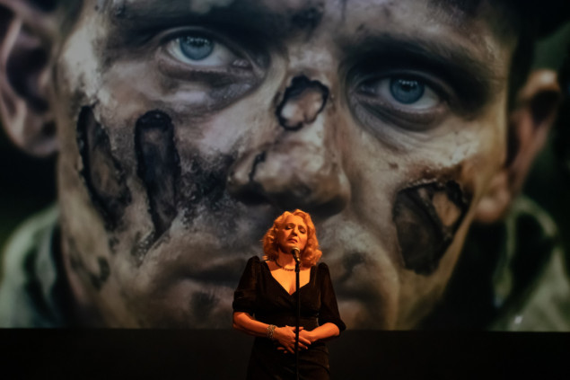 Na Tuzlanskim pozorišnim danima 2025. večeras „Marlene Dietrich: pet tačaka optužnice”