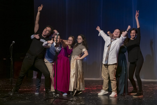 Na sceni Sarajevskog ratnog teatra sinoć je izvedena predstava “Up and Down”