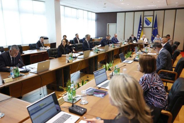 Vijeće ministara BiH danas o zapošljavanju, javnim finansijama, odbrani i reformi javne uprave