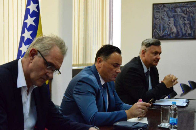 Vlada FBiH odlučna da cijene peleta i ogrjevnog drveta budu prihvatljive za građane