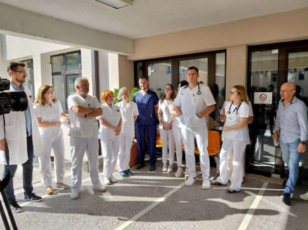 Vlada Kantona 10 ovlastila ravnatelje da liječnicima ponude 10 posto veće plaće