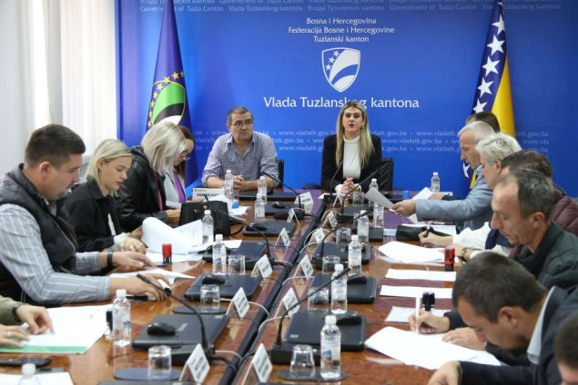 Za solarne elektrane privatnim privrednim društvima u TK izdvojeno gotovo milion KM