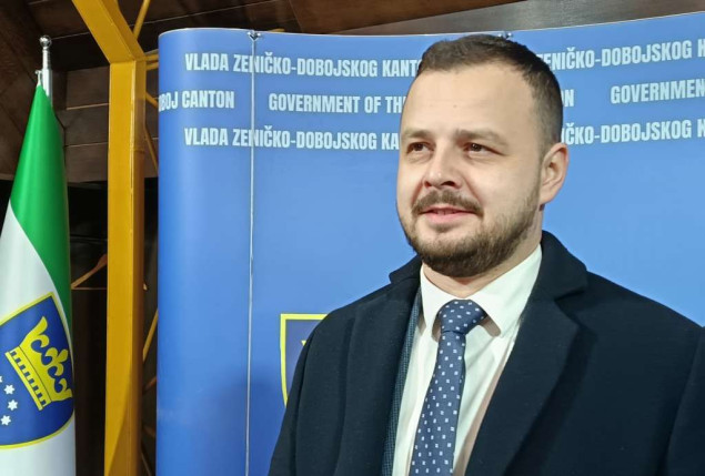 Vlada ZDK za naknade zaposlenim i nezaposlenim porodiljama osigurala 49 miliona KM