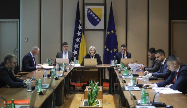 Vijeće ministara BiH usvojio moratorij na taksu za putnike