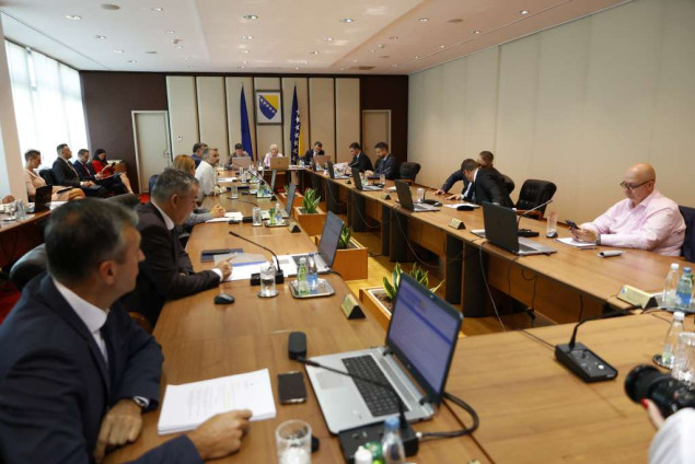 VMBiH donijelo odluku o privremenoj suspenziji i smanjenju carinskih stopa kod uvoza roba