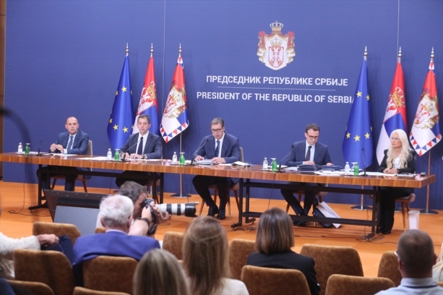 Vučić najavio 'diplomatsku ofanzivu' zbog situacije na Kosovu