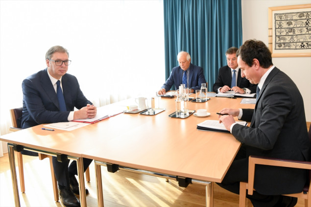Vučić: Razgovor sa Kurtijem bio je neprijatan i neuspješan