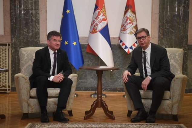 Vučić i Lajčak razgovarali o smirivanju tenzija na sjeveru Kosova