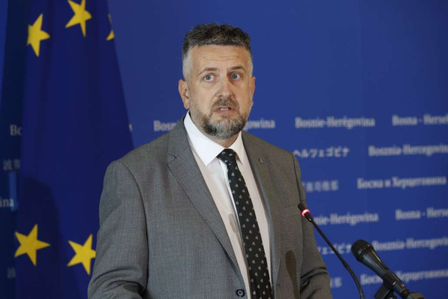 Vuković i Nešković: Dogovor HDZ-a i SNSD-a ugrožava rad institucija BiH