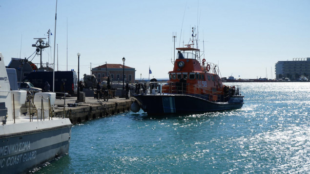 Grčka: Nekoliko desetina nestalih nakon potonuća čamca