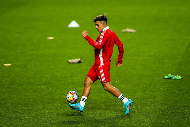 United i Ajax dogovorili uslove prelaska Lisandra Martineza