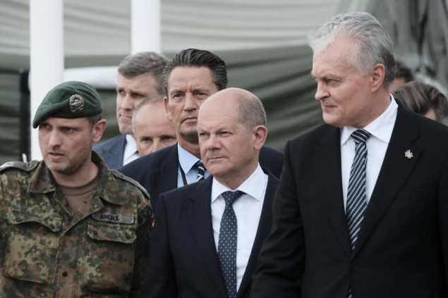 Scholz obećao jačanje istočnog NATO krila