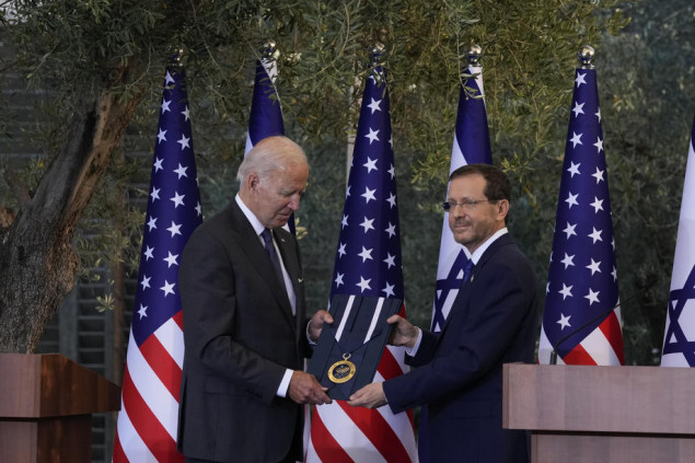 Izrael uručio Bidenu medalju časti