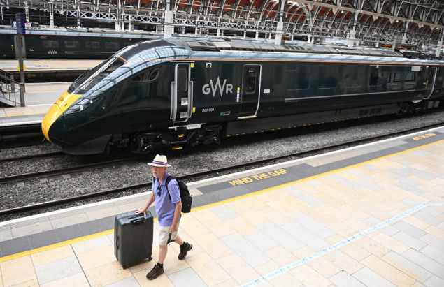 Nekoliko hiljada mašinovođa stupilo u štrajk u Velikoj Britaniji