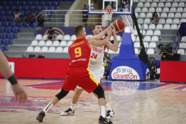 Turska u neizvjesnoj završnici bolja od Crne Gore