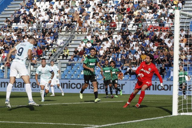 Edin Džeko postigao 100. gol u Seriji A