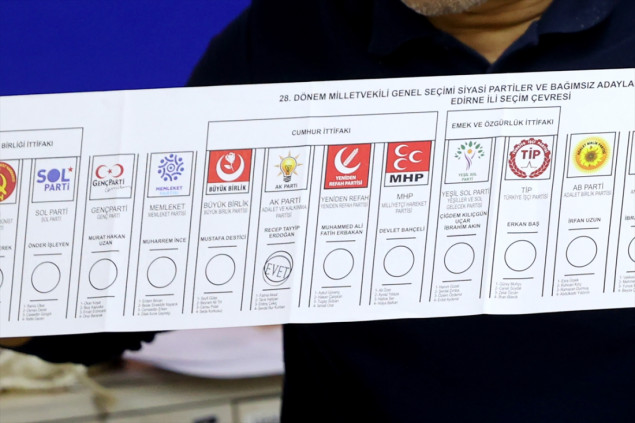 Prebrojano skoro 90 odsto glasova, Erdogan vodi sa 50,01 odsto glasova