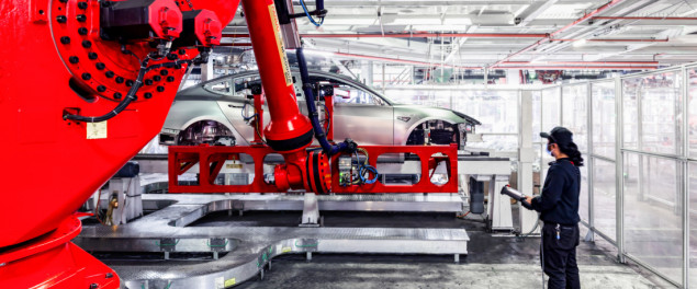 "Tesla" planira da otpusti još radnika