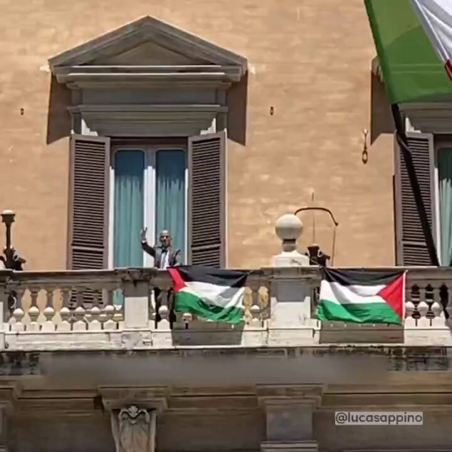 Bivši italijanski zastupnik istakao zastavu Palestine na balkonu Zastupničkog doma