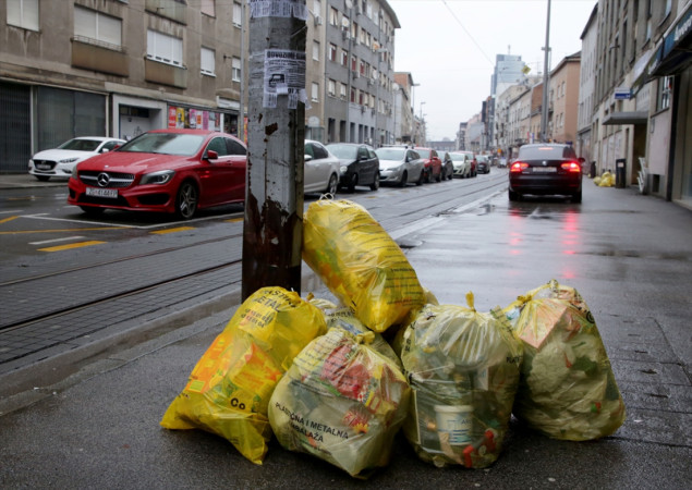Čistači u štrajku, na zagrebačkim ulicama gomila se smeće