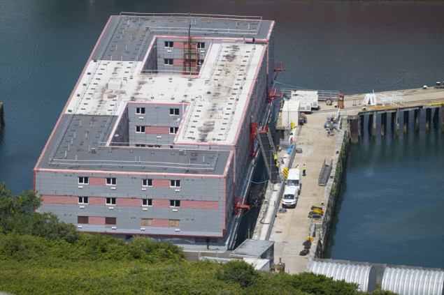 Kontroverzna politika V. Britanije: Plutajući zatvor za azilante