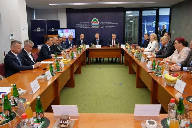 Delegacija Vlade ZDK posjetila Općinu Kakanj, razgovarano o saradnji