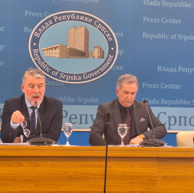 Zdravstveni radnici u RS-u traže povećanje plata od 40 odsto, Vlada nudi 5 odsto i dodatak od 250 KM