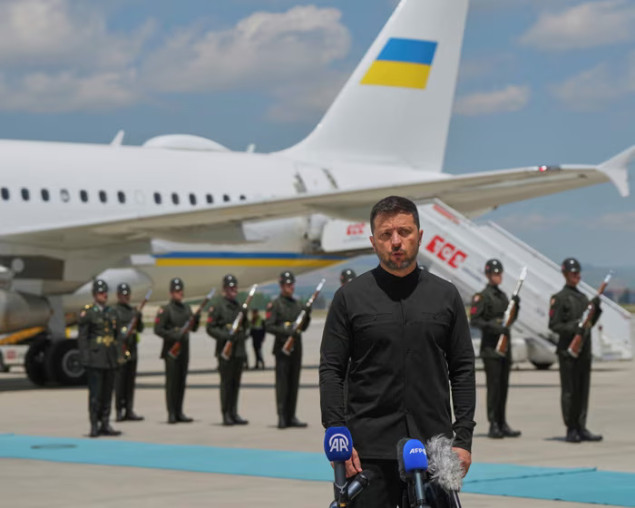 Zelenski: Ruska delegacija samo "dekorativna"