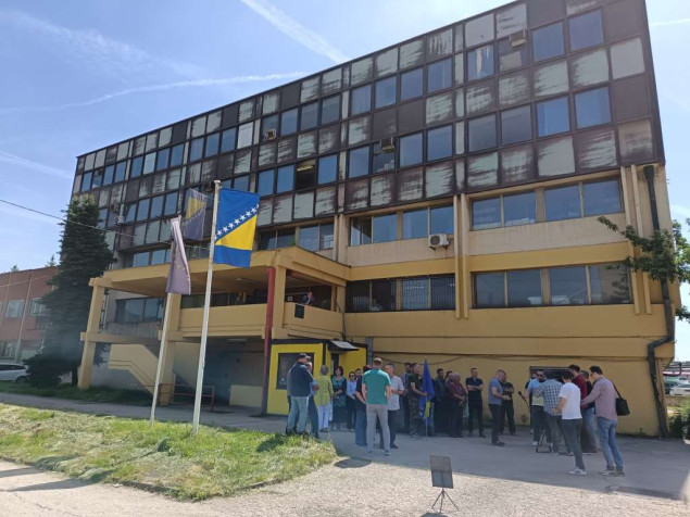 Koordinacija slobodnih sindikata BiH pružila podršku radnicima 'Nove željezare' Zenica