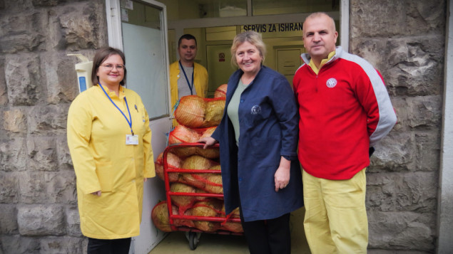 Direktor zeničkog zatvora uručio vrijednu donaciju Kantonalnoj bolnici Zenica