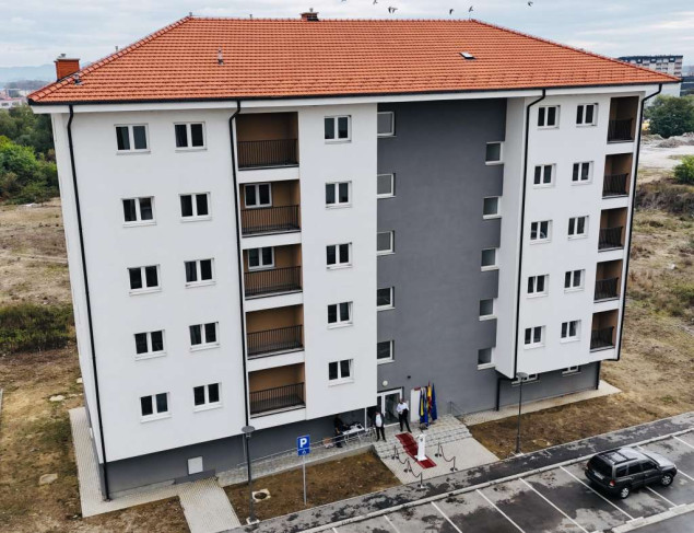 U Živinicama 24 porodice dobile ključeve novih domova