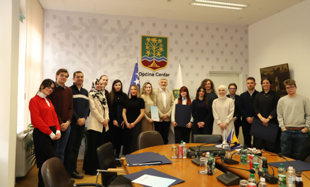 Načelnik Mandić uručio nagrade najuspješnijim studentima