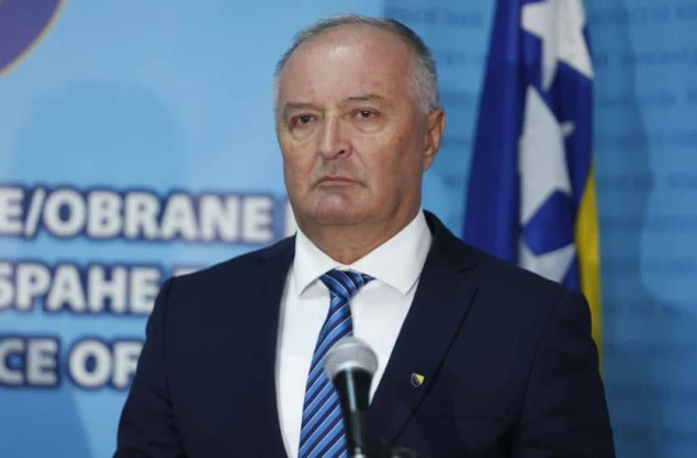 Ministar odbrane BiH otkazao službenu posjetu Sloveniji zbog političke krize u zemlji